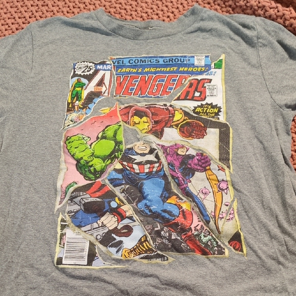 Marvel Avengers Comic Cover Gray Tee